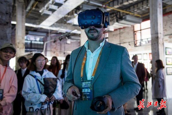 最新VR技术，自然美景的奇妙之旅，探寻内心平和与宁静的旅程